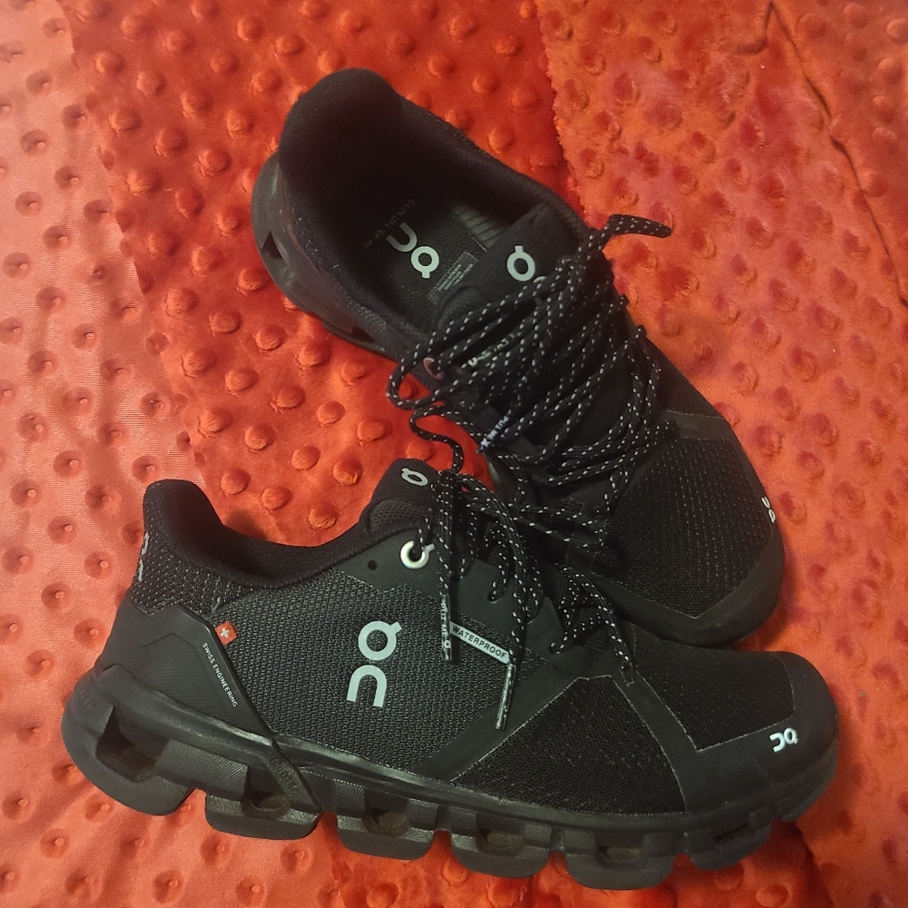 Cloudflyer Waterproof Running ShoeON 7